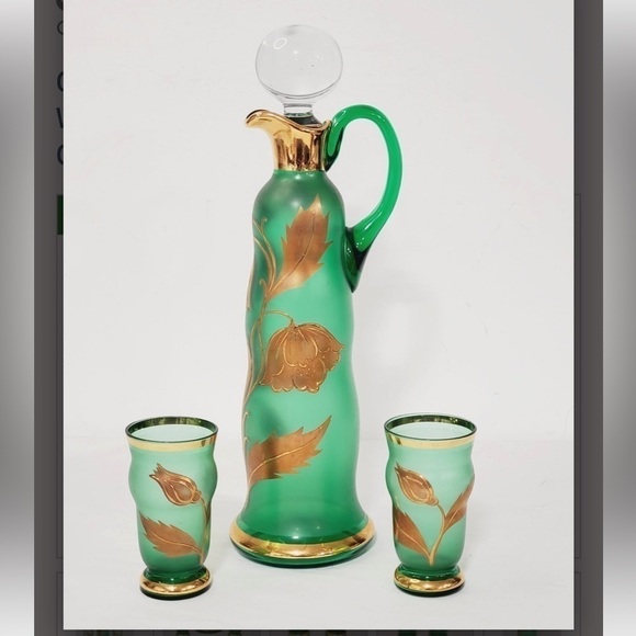 Green Frosted Bohemian Green Glass
With Gold Leaves Pitcher & Glass
Cocktail Set - Picture 8 of 8